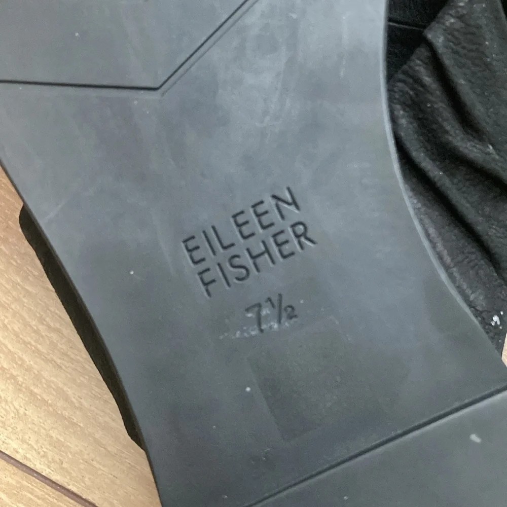 Eileen Fisher Nubuck Wide Ruched Criss Cross Sandals